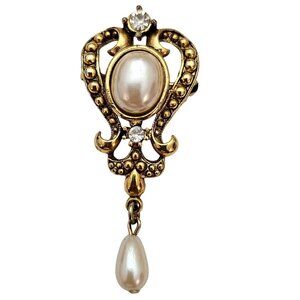 Heart Brooch Gold Tone Faux Pearl Clear Rhinestone Vintage Pin C848